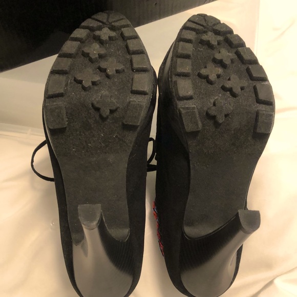 Anne Michelle Booties, Size 7 - Picture 3 of 6